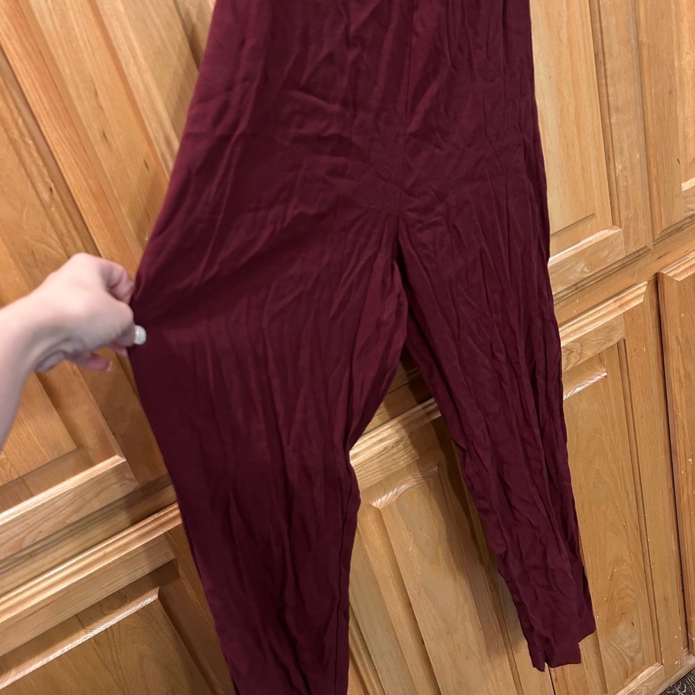 Urban Outfitters XS Burgundy Jumpsuit Cross Back Sleeveless Casual - Picture 3 of 7
